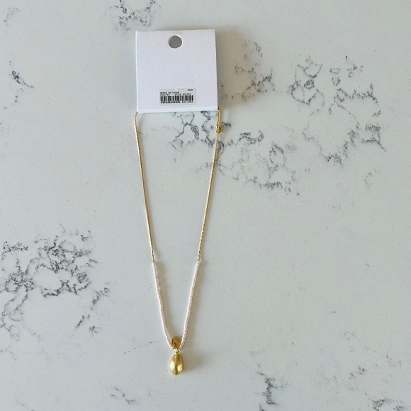 Madewell Shell Seed Bead woman’s Necklace - Picture 7 of 11